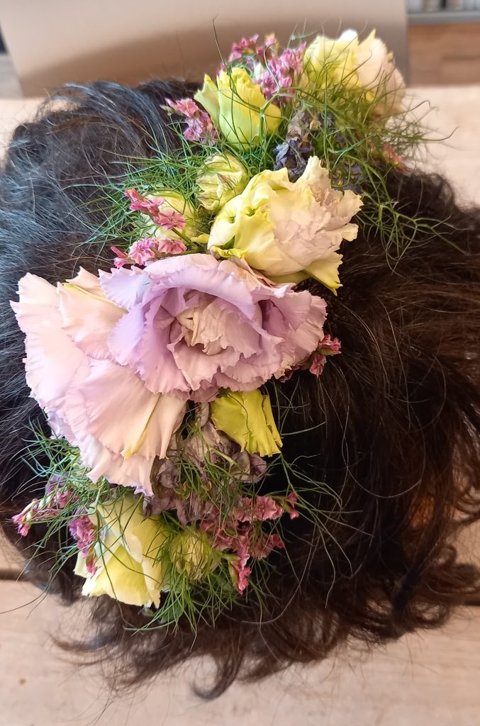 Haar Corsage 01