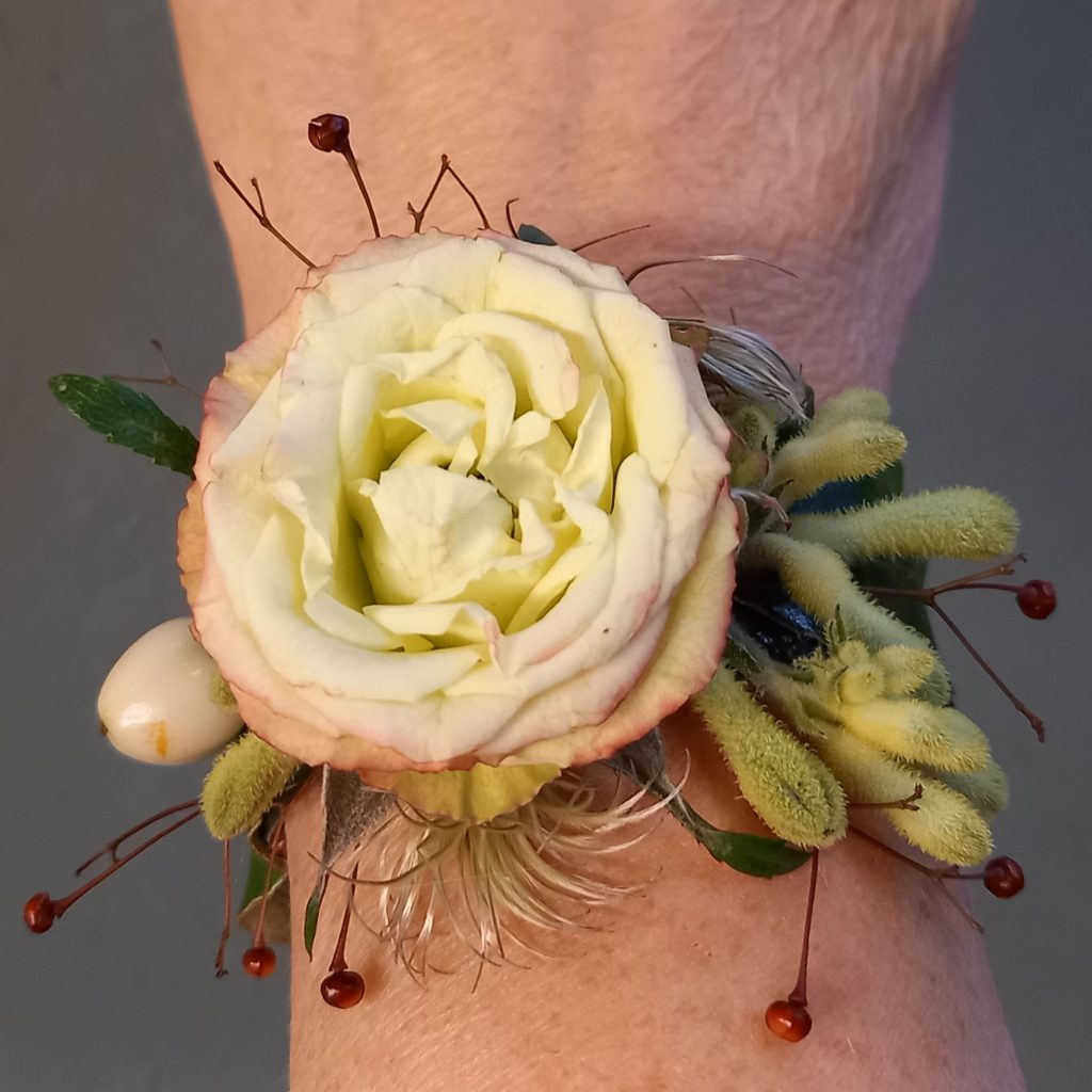 Pols Corsage 04