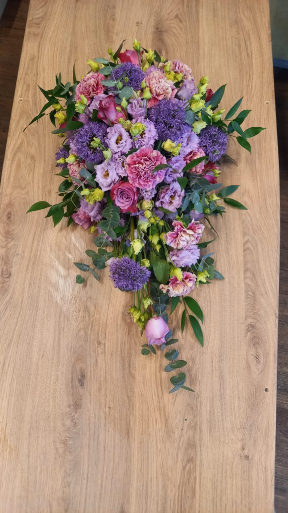 Rouw arrangement 02